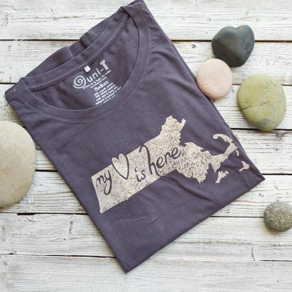 Massachusetts Map T-shirt Size Small